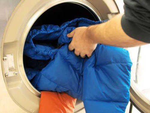 cách giặt áo phao 3